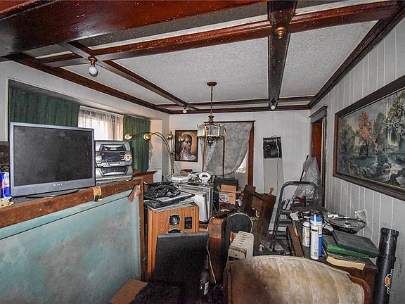 5th image of 3026 Walrond Ave
