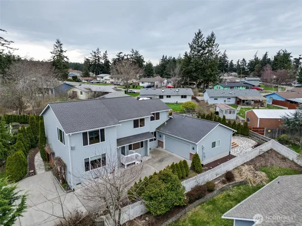 2141 SW Vista Park Drive, Oak Harbor, WA 98277
