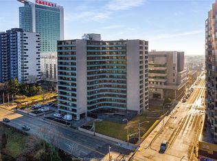 111 Riverside Dr E #311, Windsor, ON N9A2S6