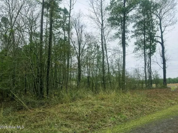 35-36 Choctaw Trl, Hertford, NC 27944