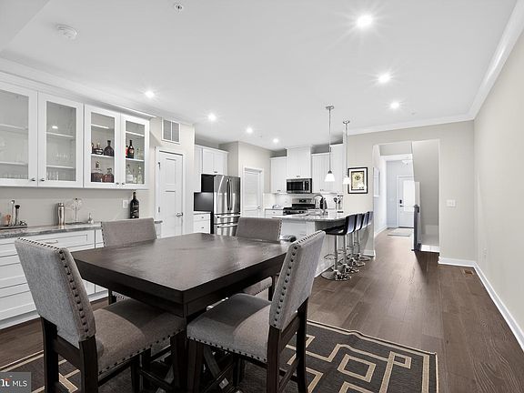 5th image of 53 Griffin Way