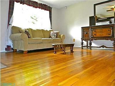 3rd image of 1368 Whitby Sq S