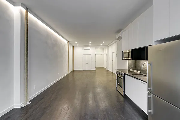 Rented by Brighton Management | media 8