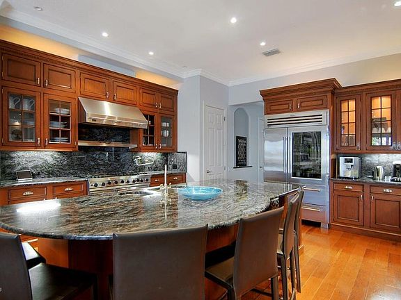 5th image of 335 Lansing Island Dr