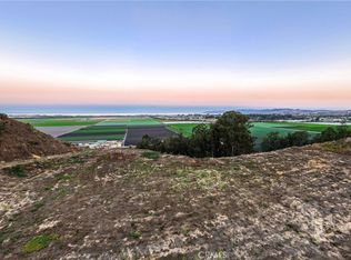 4 Castle Bluff Rd, Arroyo Grande, CA 93420