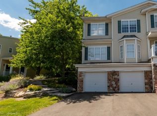 1020 Robin Ct #603, Green Brook, NJ 08812