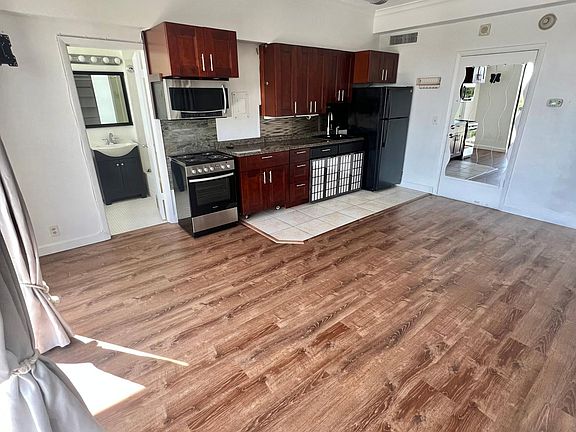 4th image of 2109 Bayshore Blvd Unit 506