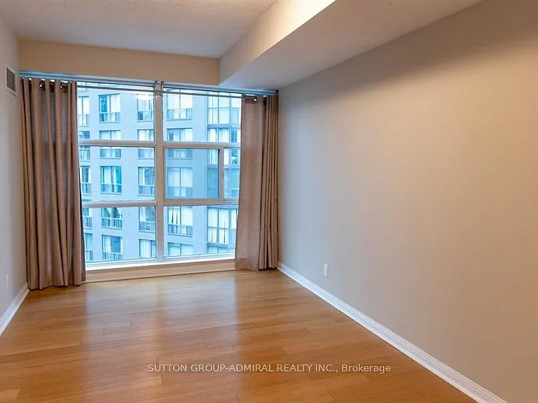 11 Saint Joseph St #1504 — Photo 4