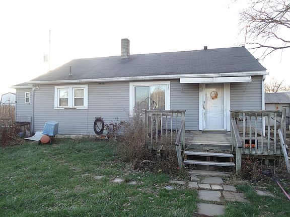 2nd image of 3215 V Ave