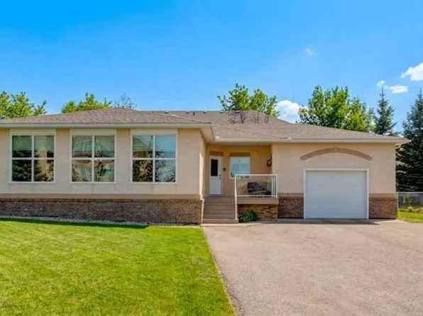 43 N Westlake Cir Unit 7, Strathmore, AB T1P 1T6