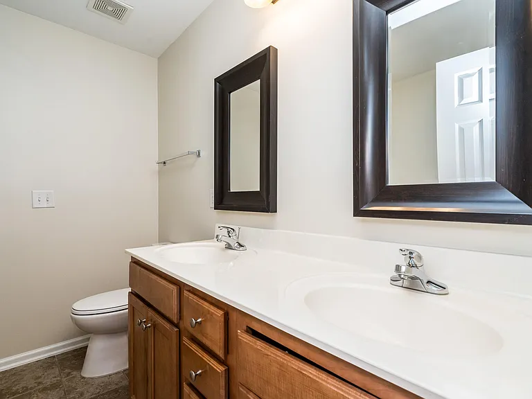 1010 Mica Lamp Ct — Photo 17