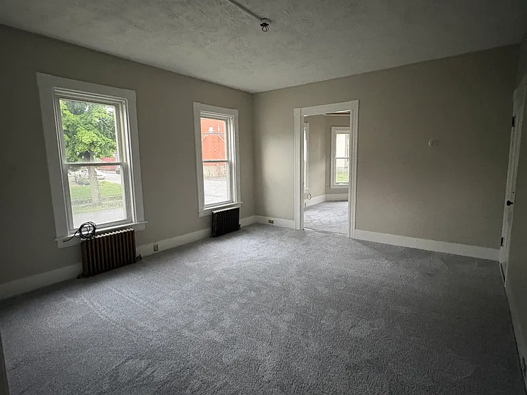 1027 Hayward St #1 — Photo 2