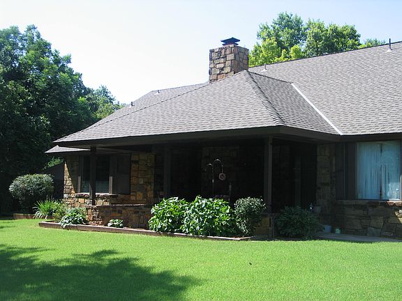 2nd image of 2405 SW 123rd St