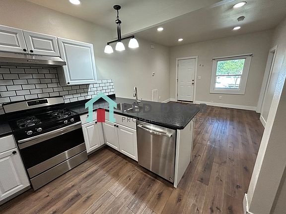 5th image of 715 11th St S #A6974611e