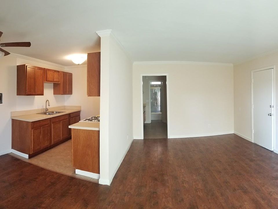 1st image of 6902 Milwood Ave #2