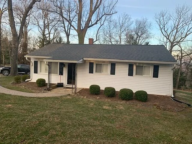 18476 Blueridge Mountain Rd photo 1