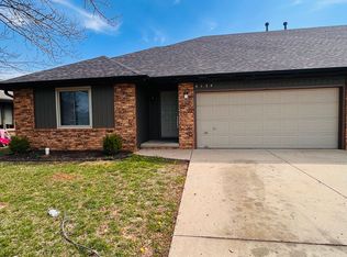 4136-4134 S Parkhill Ct, Springfield, MO 65807