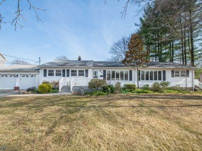 48 Surrey Ln, East Hanover, NJ, 07936