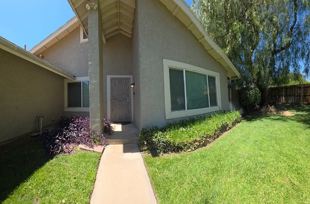 3 bed, 1440 sqft, $3,000 — Photo 1