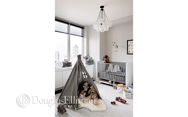 Sold by Douglas Elliman | media 18