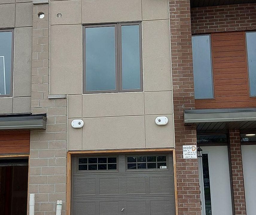 2nd image of 33 Dawson Dr #11
