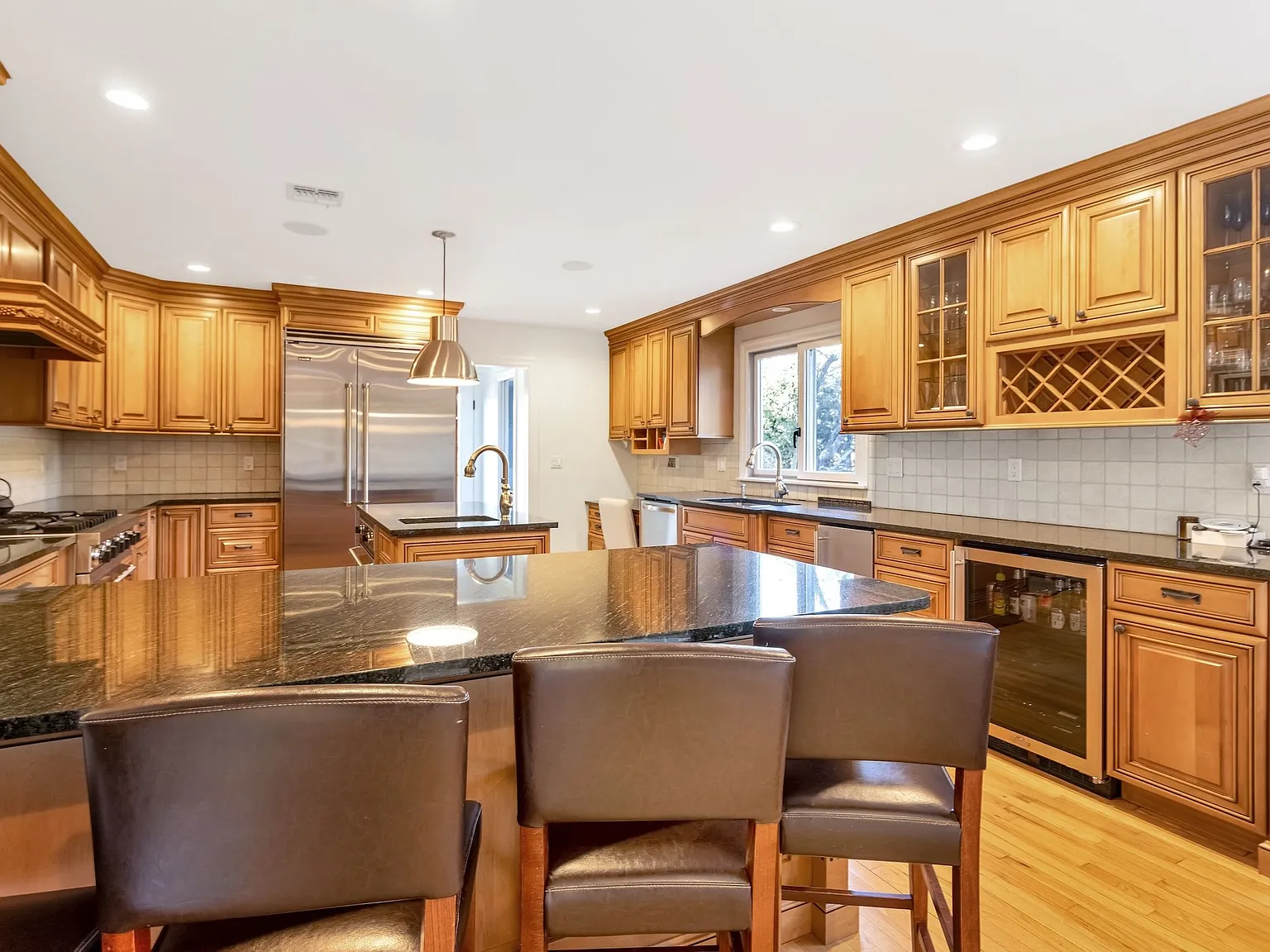 435 Luptons Point Road, Mattituck, NY 11952 — Photo 3