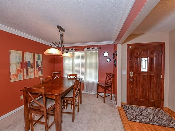 3rd image of 7266 Honey Shade Ct