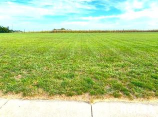 Autumn Ridge Ct, Sherman, IL 62684