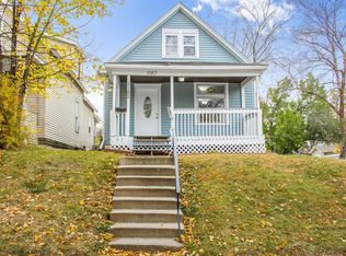 1182 Ross Ave, Saint Paul, MN 55106