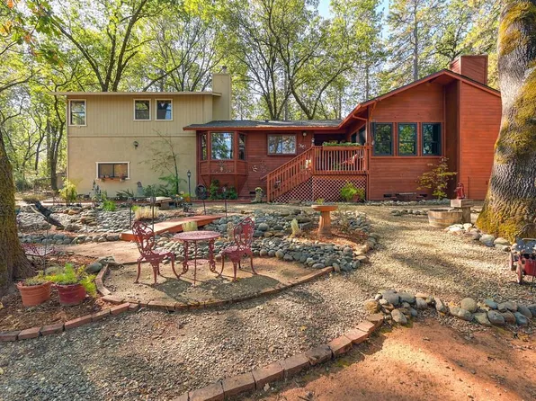 13123 Combie Rd, Auburn, CA 95602