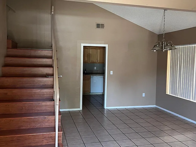 3423 Tinker St #A — Photo 2