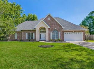 1234 Springwater Dr, Mandeville, LA 70471