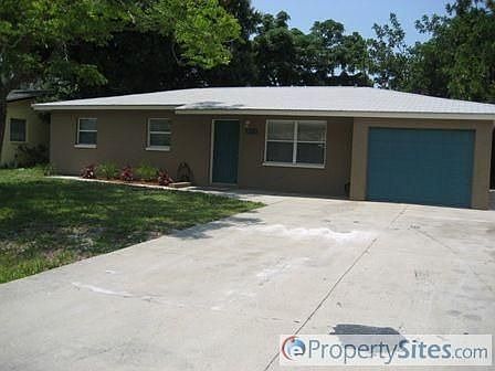 1st image of 2524 Stratford Dr