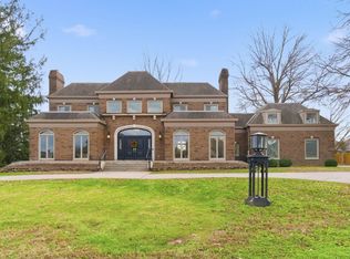 3350 E Fox Grape Street, Springfield, MO 65804