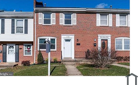 3rd image of 1176 Pelham Wood Rd