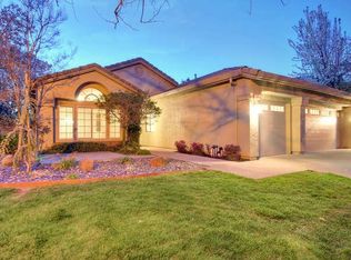 101 Ledgemont Ct, Folsom, CA 95630