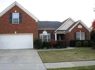 6 Smokehouse Dr, Simpsonville, SC 29681