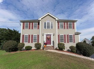8 Britton St, Raynham, MA 02767