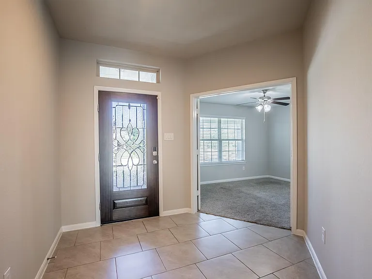 1407 Wheatland Terrance Ln — Photo 4