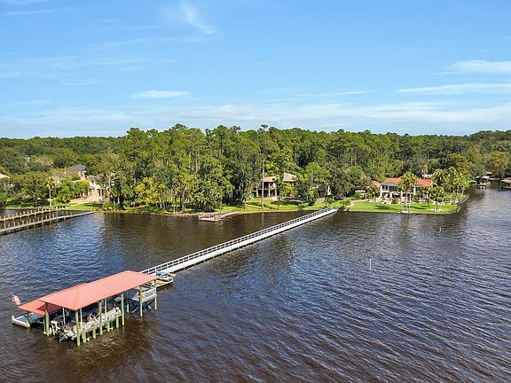 3rd image of 2500 LYNNHAVEN Terrace