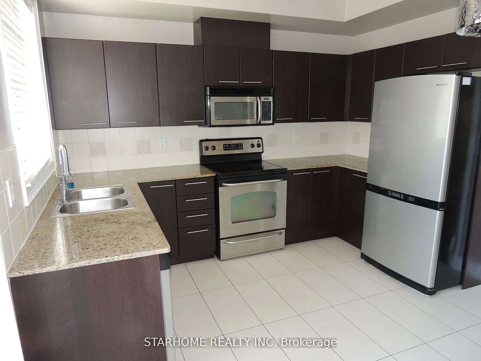3 bed, $3,300 — Photo 1