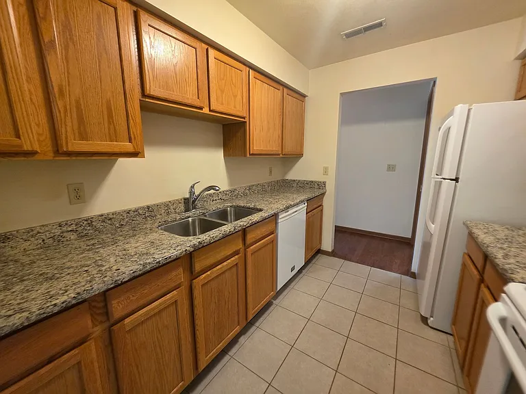 6315 Garrett Ln — Photo 63