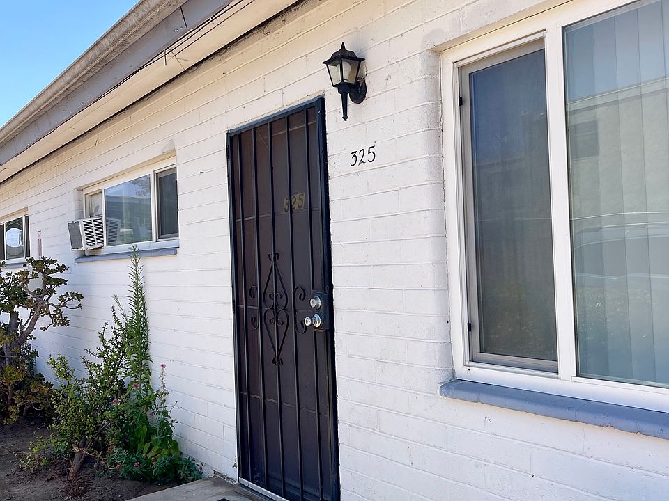 1st image of 325 Roanoke Rd #325
