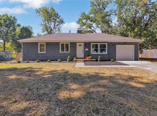 8760 Stearns Ave, Overland Park, KS 66214