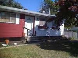 248 Connecticut Ave, Bay Shore, NY 11706