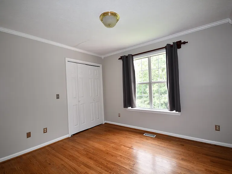 5733 Riley Rd — Photo 12