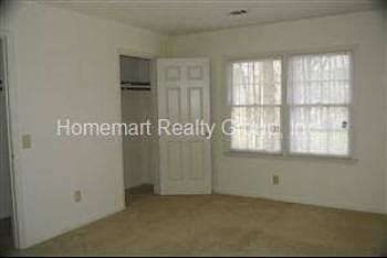 4th image of 2182B Wexford Dr
