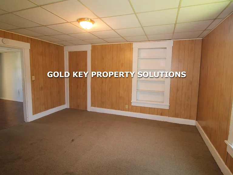 412 Doctor Martin Luther King Dr — Photo 12