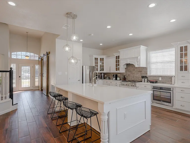 2620 Bordeaux Dr — Photo 13