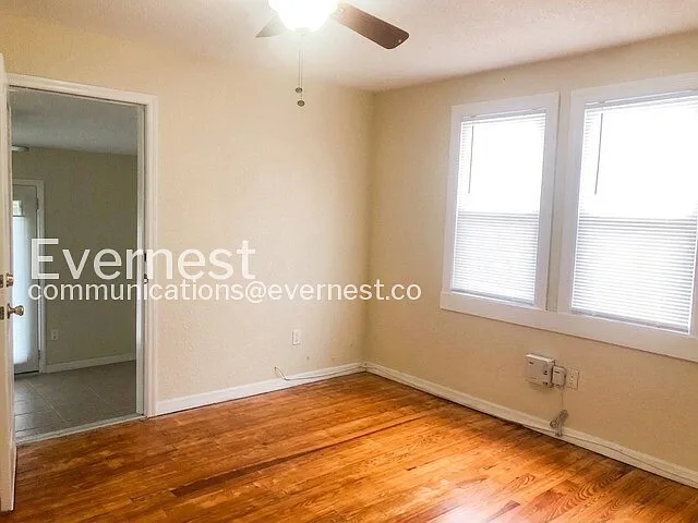715 W Ohio Ave — Photo 9